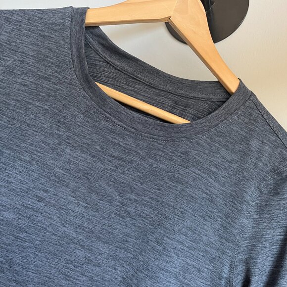 COPY - Vuori Long Sleeve Lux Crew - Picture 2 of 4